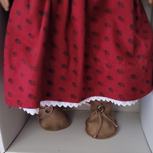 American Girl JOSEFINA Doll in Red Box. HIGHLY COLLECTABLE - Picture 6 of 15